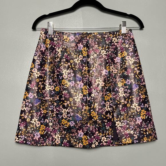 NWT Maeve Anthropologie Faux Leather Micro Mini Side Slit Floral Women’s Size 2 - Picture 2 of 8